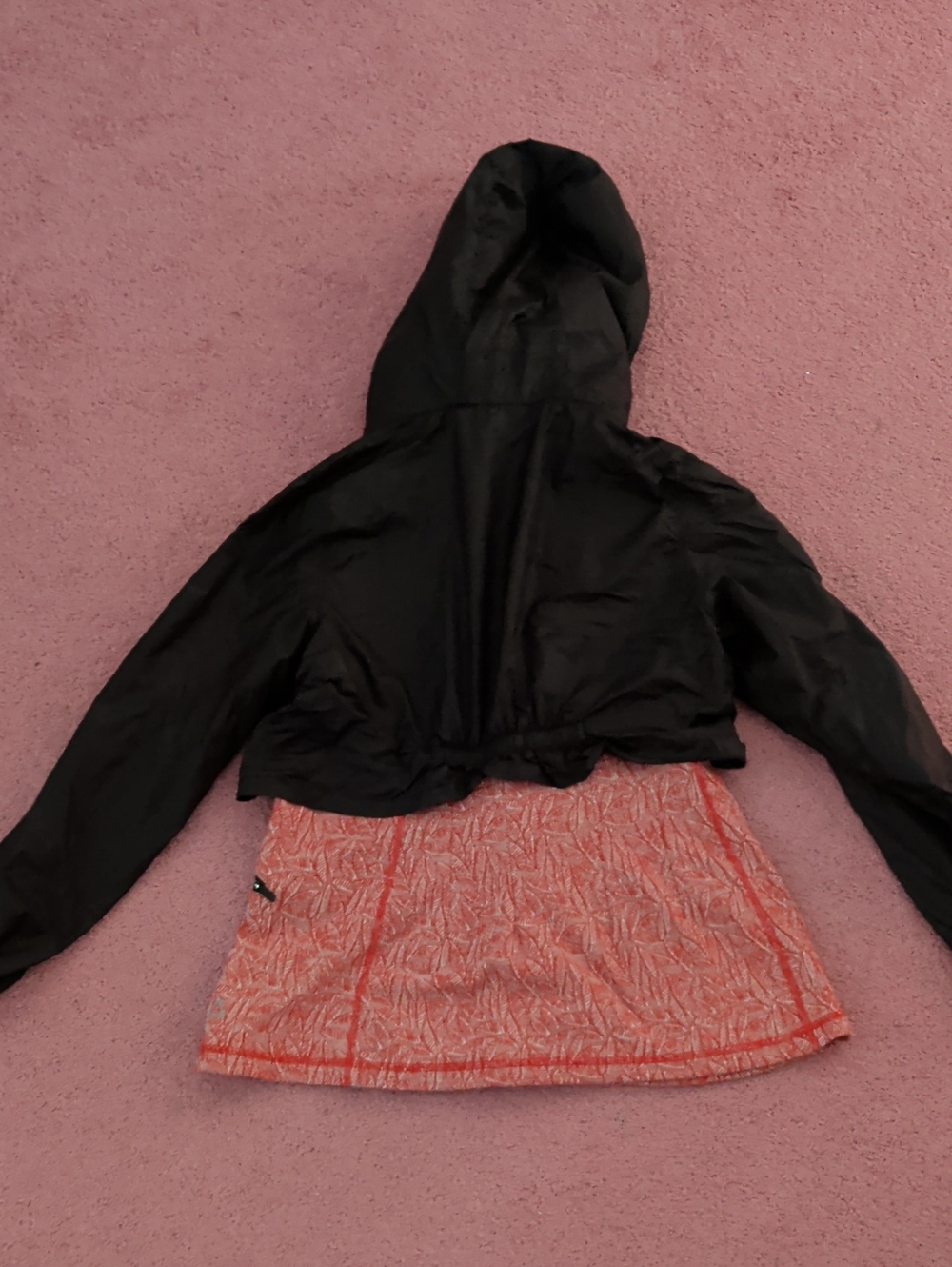 Titika Zip Up - Picture 2 of 2